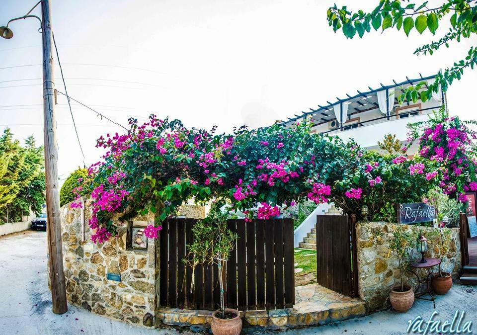 Irene'S Maisonette At Rafaella Resort Kokkonion Ngoại thất bức ảnh